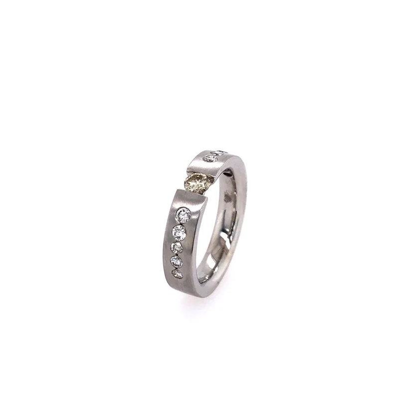 Ring Weißgold 585 mit Brillanten