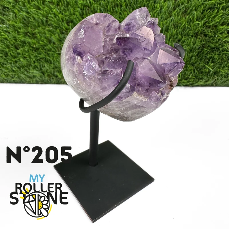 Amethyst-Herzgeode auf Metallständer Nr. 205
