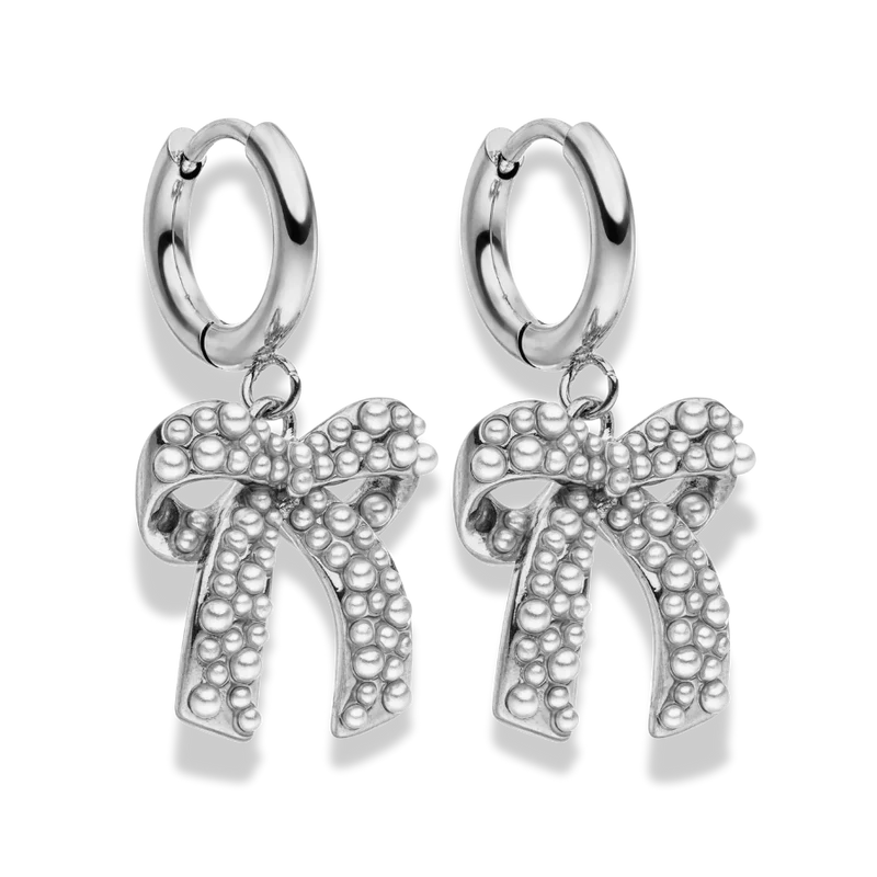 Pearl Ribbon Huggie Ohrringe 14K Vergoldet