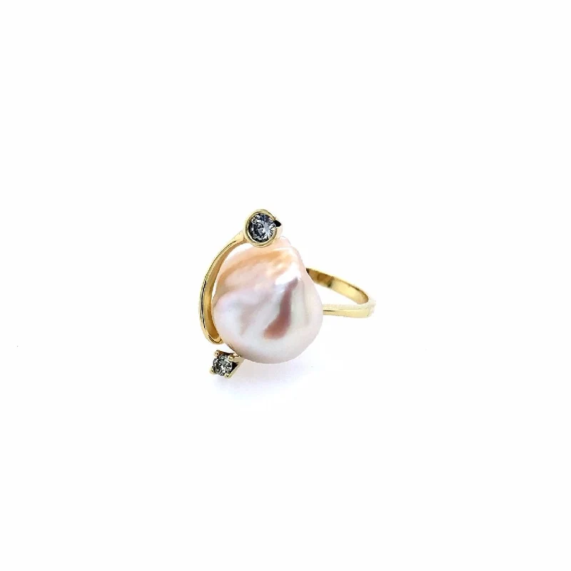Ring Gelbgold 585 mit Perle & Brillanten