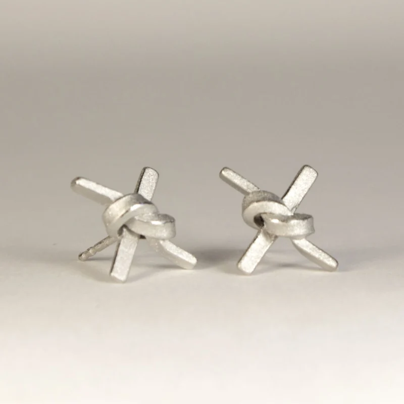 925er Silber Ohrstecker Vergoldet Knotenschmuck Kreuz OST-24