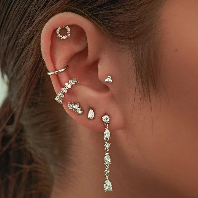 Naomi Pave Earcuff Gold