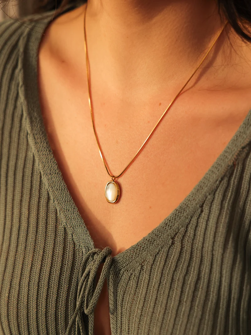 Echoing Dream White Kette
