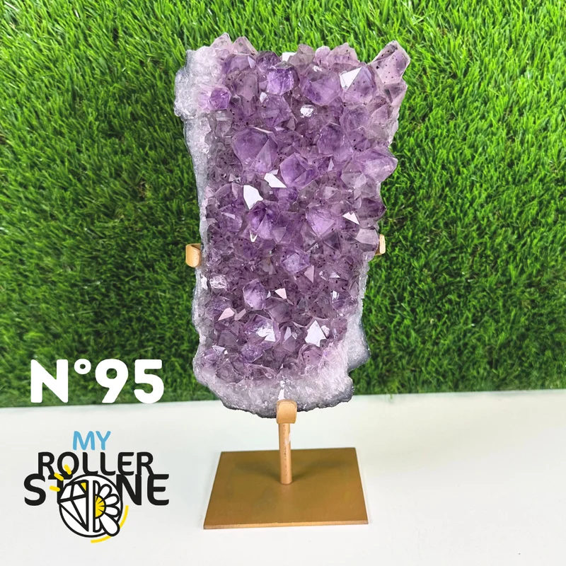 Amethyst-Druse auf Metallsockel Nr. 95