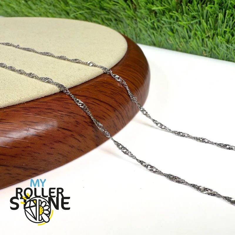 Silberne Spiralkette aus Edelstahl