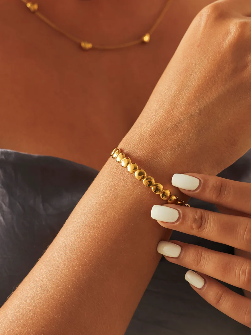 Endless Round Armcuff