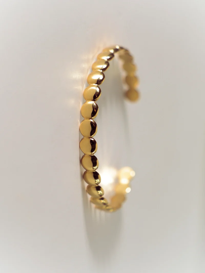 Endless Round Armcuff