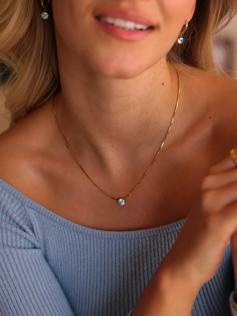 Crystal Delight Light Blue Kette