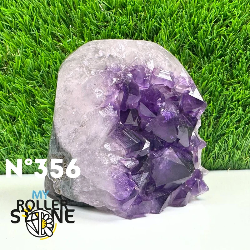 Brasilianische Amethyst-Geode Nr. 356