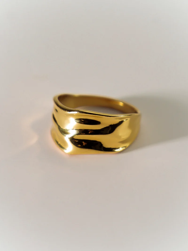 Shiny Aura Ring