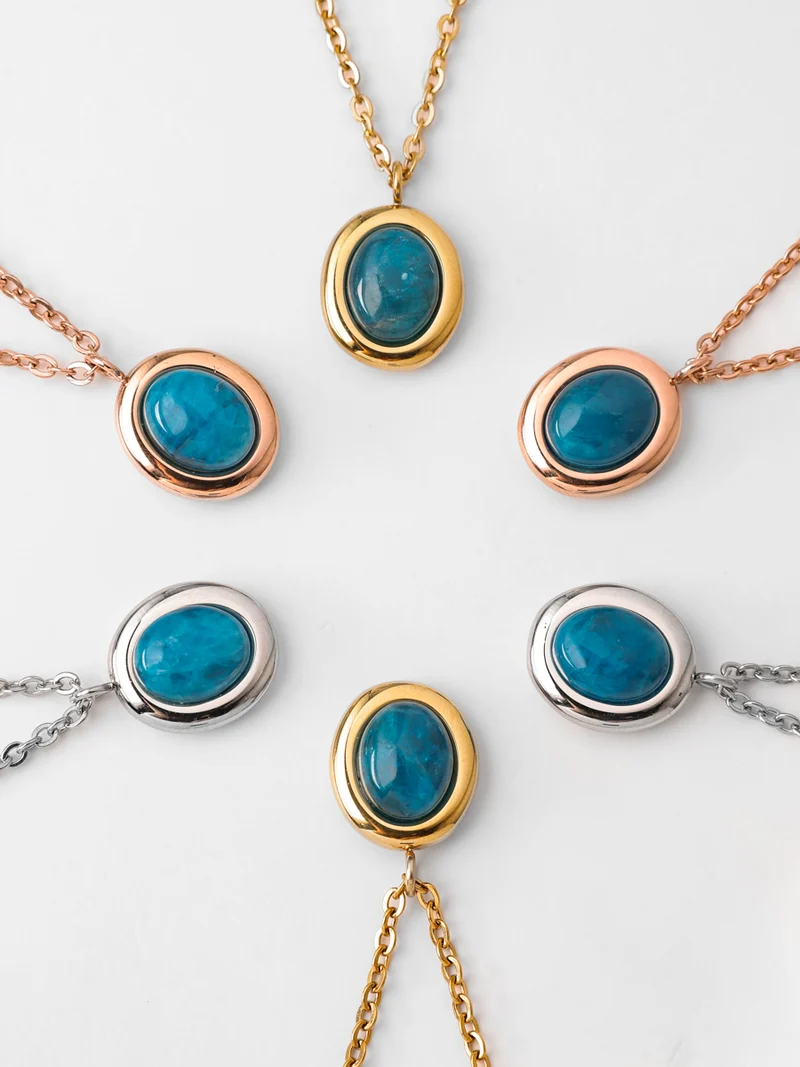 Chasing Starlight Ocean Blue Kette