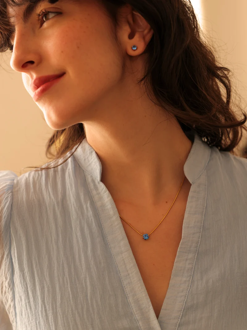Crystal Delight Dark Blue Small Stub-Ohrringe