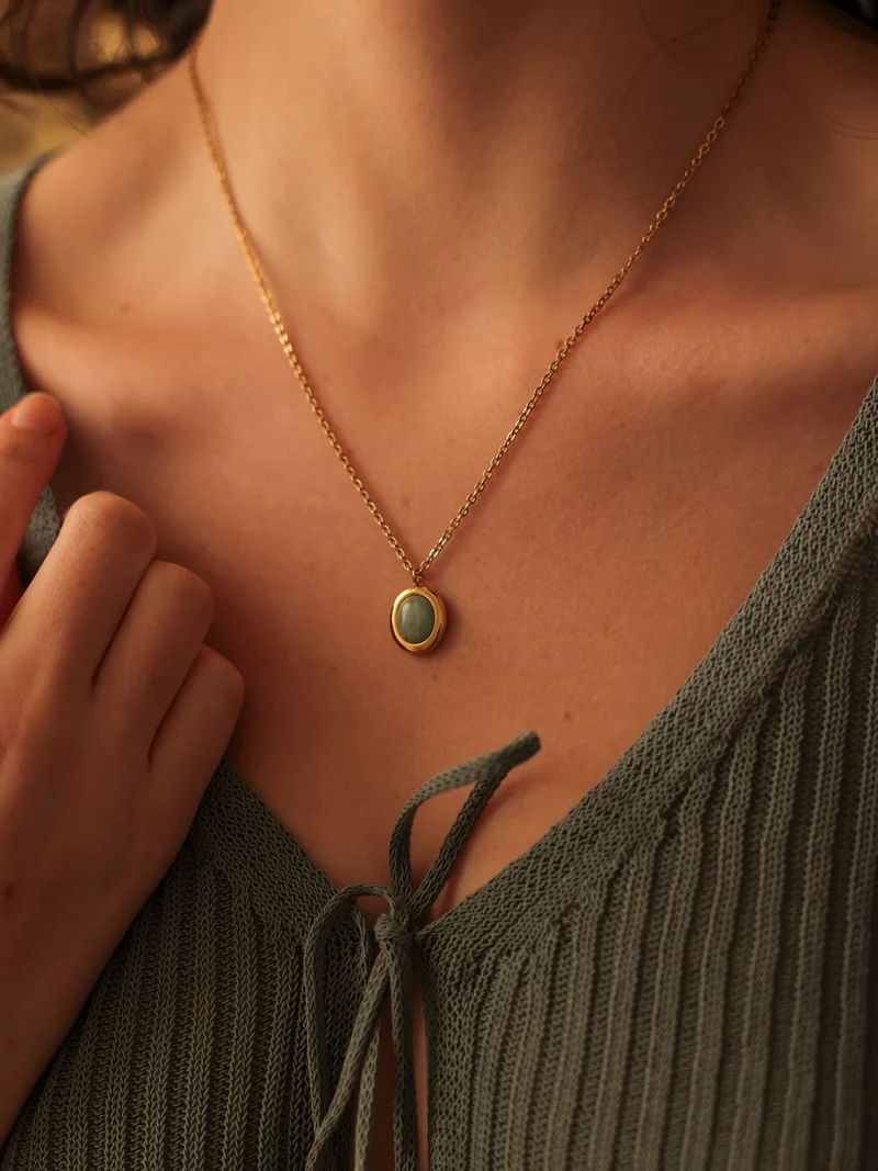 Chasing Starlight Light Green Kette