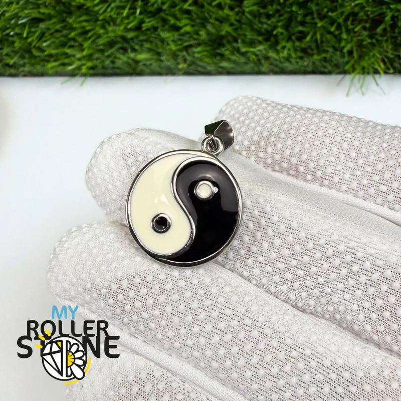 Yin-Yang-Anhänger aus Edelstahl