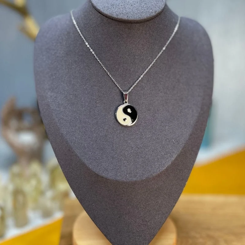 Yin-Yang-Anhänger aus Edelstahl