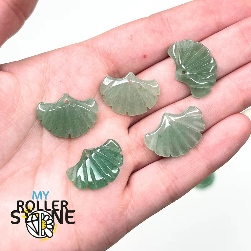 Anhänger aus grünem Aventurin-Ginkgoblatt