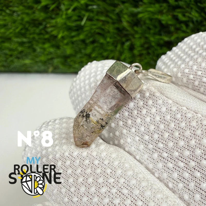 Anhänger aus Petrolquarz und Silber