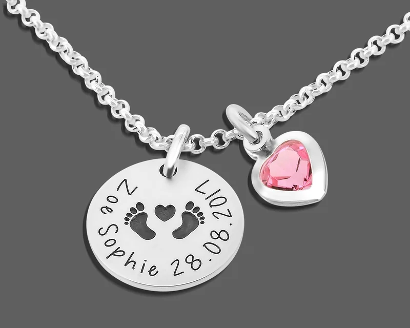 GESCHENK ZUR GEBURT SILBERKETTE NAMENSKETTE MIT "BABYFÜßCHEN" GESCHENK SCHACHTEL SCHMUCKBOX