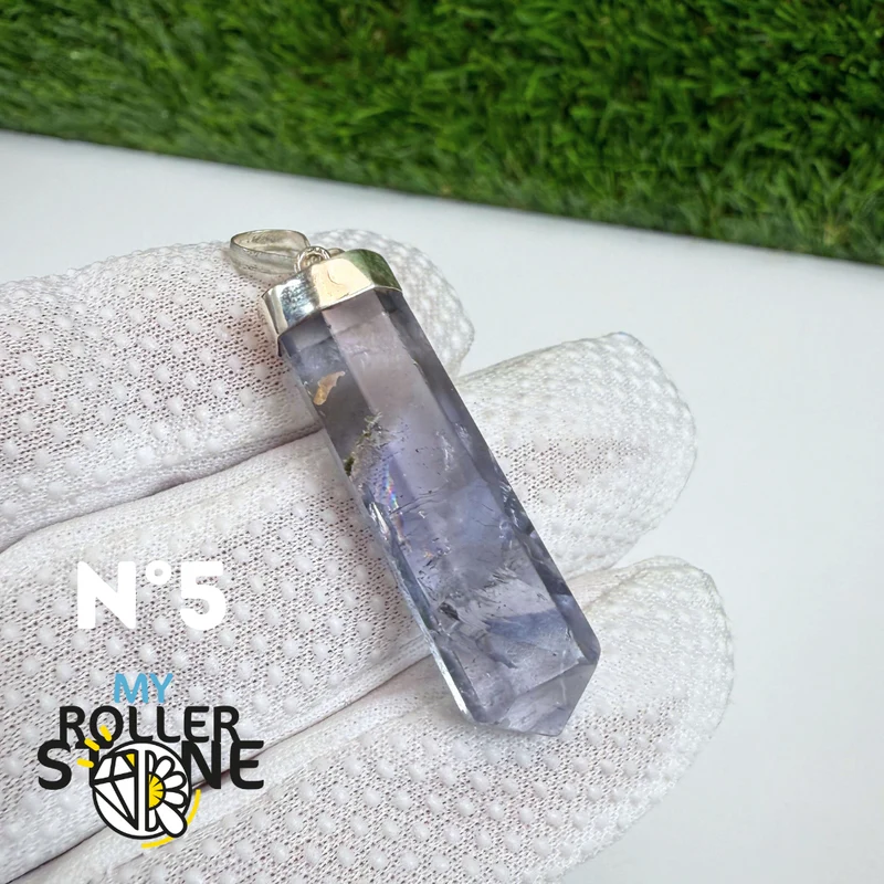 Anhänger aus Fluorit und Silber