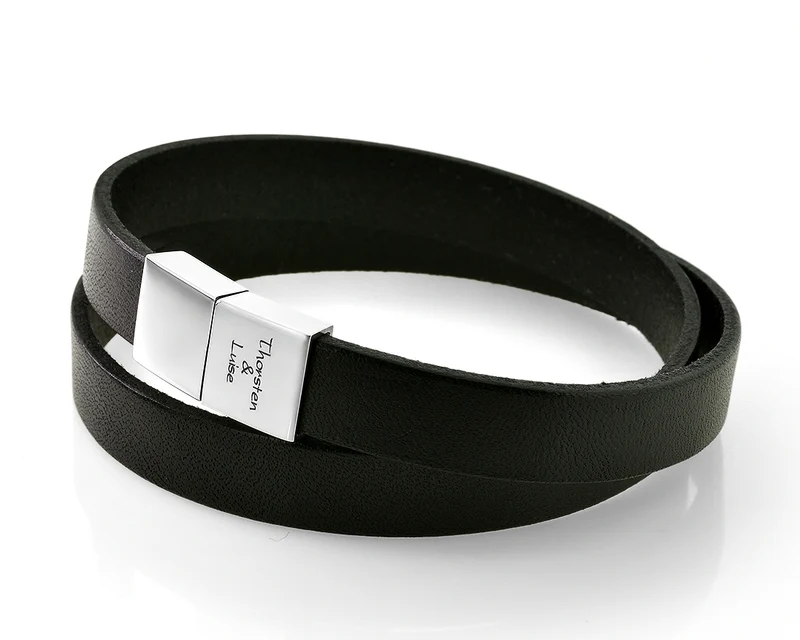 MÄNNERARMBAND MIT GRAVUR LEDERBAND MIT NAMEN SCHWARZ GESCHENK FÜR DEN MANN