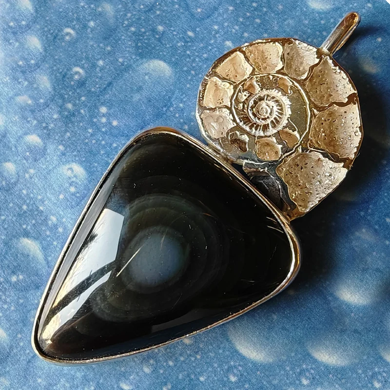 Regenbogenobsidian Ammonit Kette