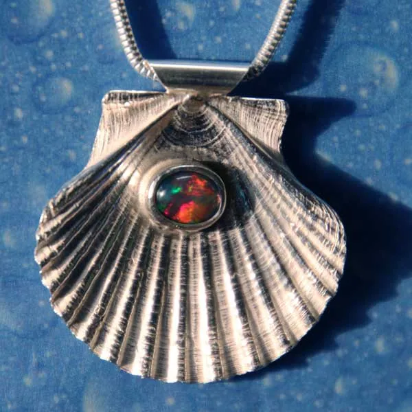 Pilgermuschel Anhänger Opal Schmuck