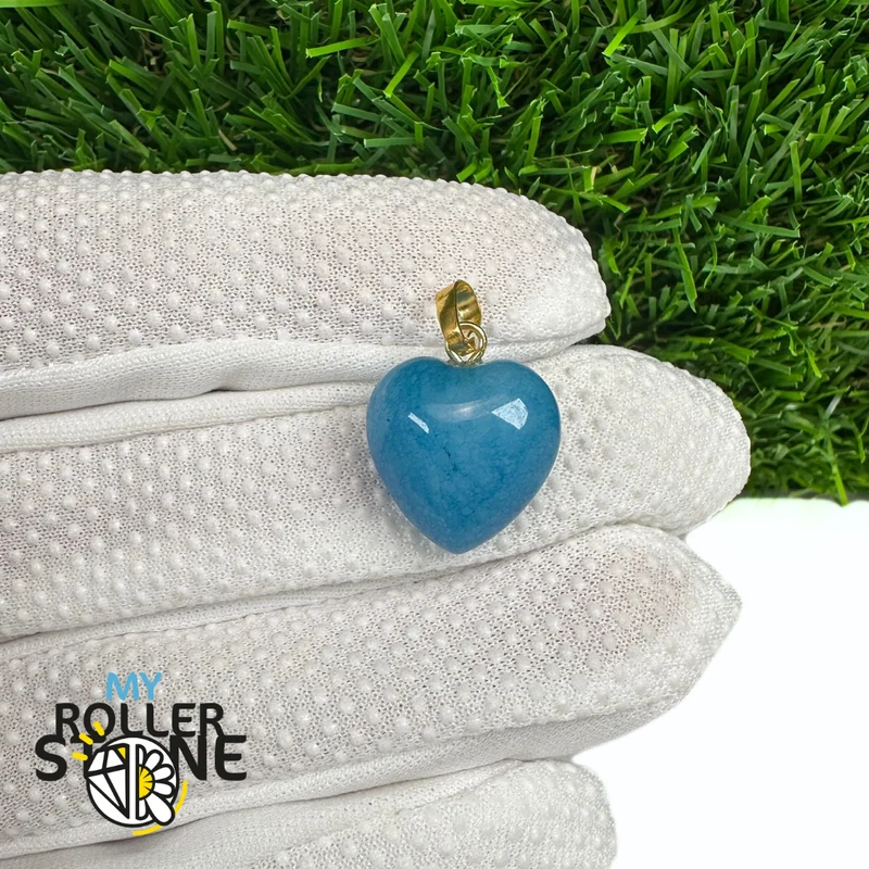 Herzanhänger mit Goldöse (8 Varianten)