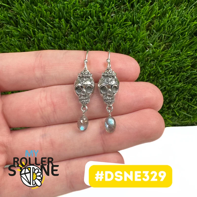 Labradorit-Ohrringe mit Totenkopf-Motiv aus 925er Sterlingsilber #DSNE329