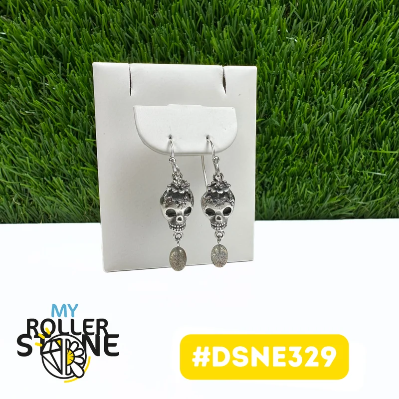 Labradorit-Ohrringe mit Totenkopf-Motiv aus 925er Sterlingsilber #DSNE329