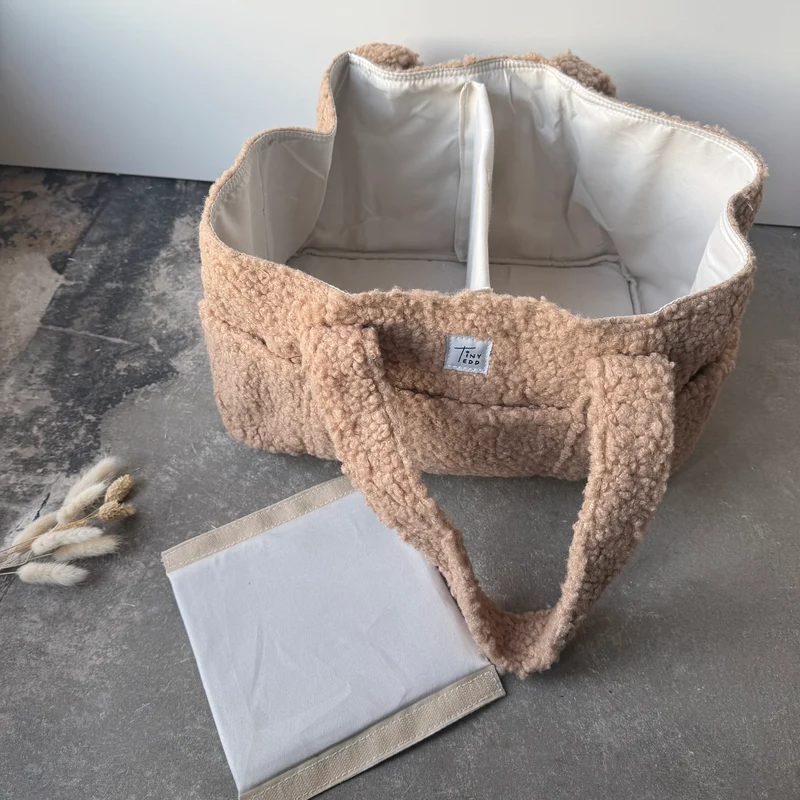 Fluffy Organizer Bag - Camel