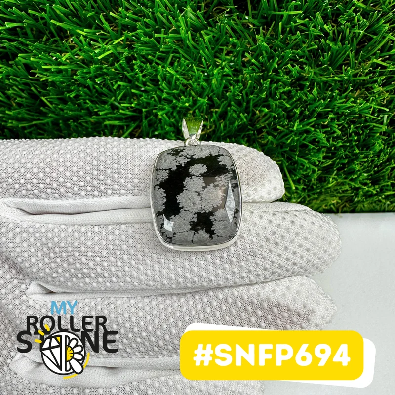 Obsidian-Schneeflocken-Anhänger aus 925er Sterlingsilber (SNFP694)
