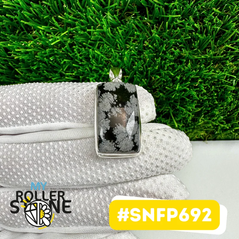 Obsidian-Schneeflocken-Anhänger aus 925er Sterlingsilber (SNFP692)