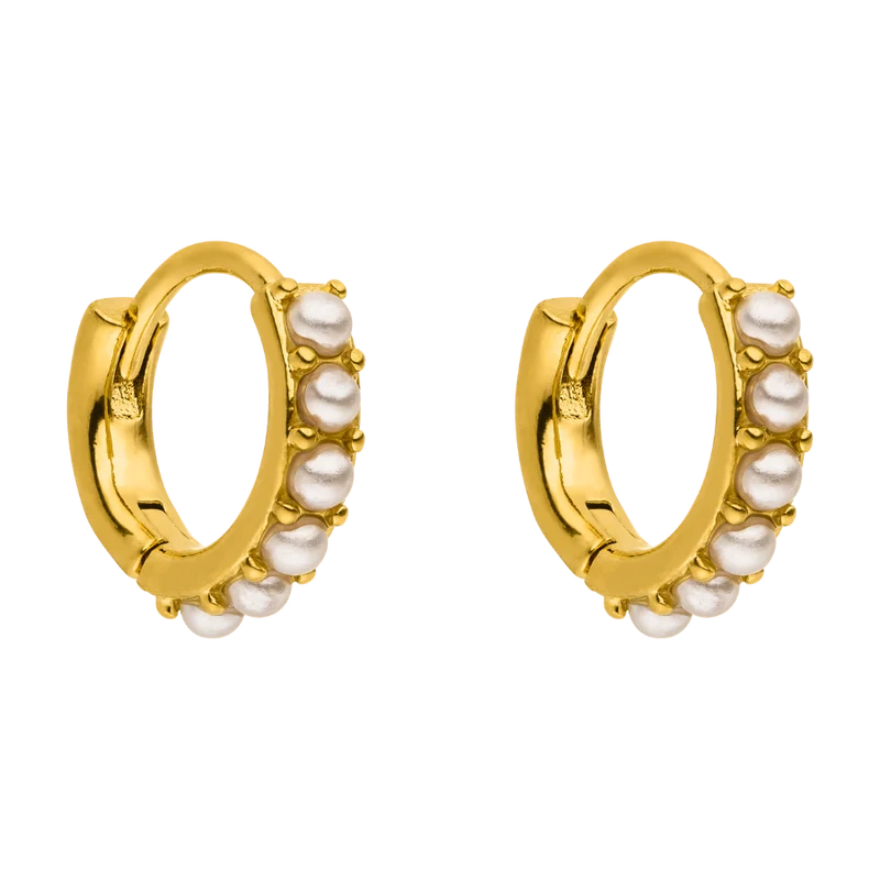 Pearl Huggie Hoop Ohrringe 14K Vergoldet