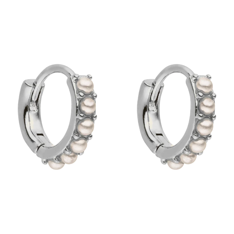 Pearl Huggie Hoop Ohrringe 14K Vergoldet