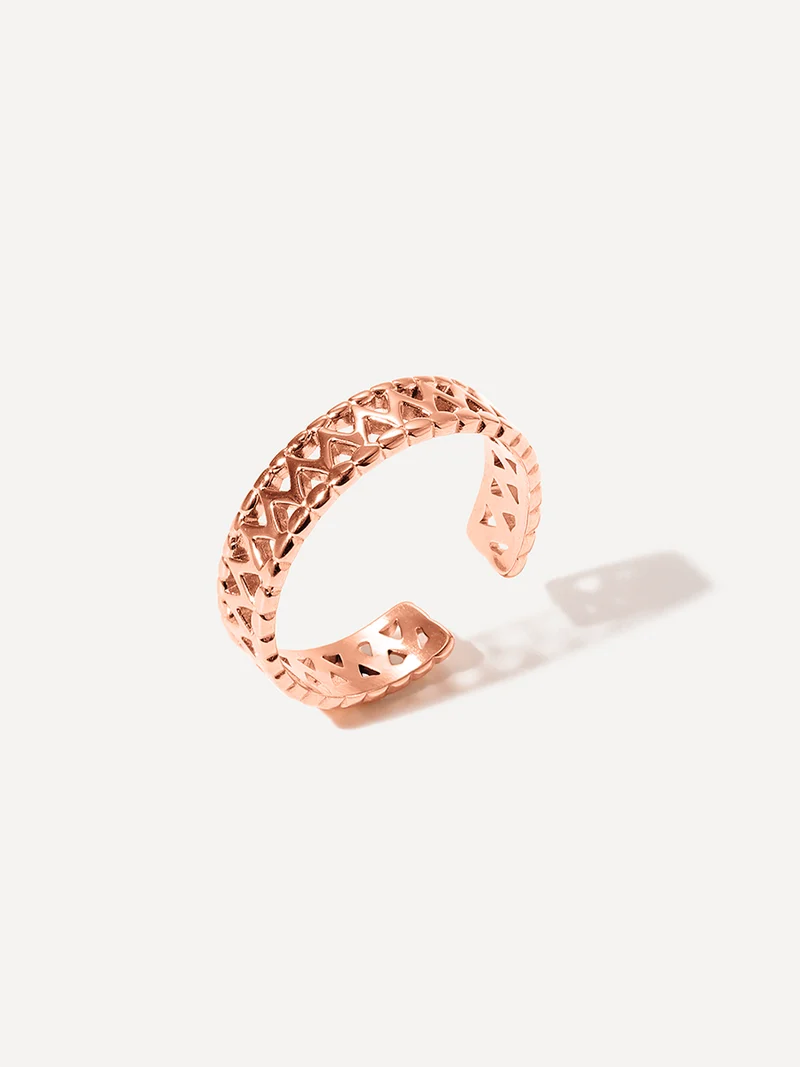 Delicate Texture Ring