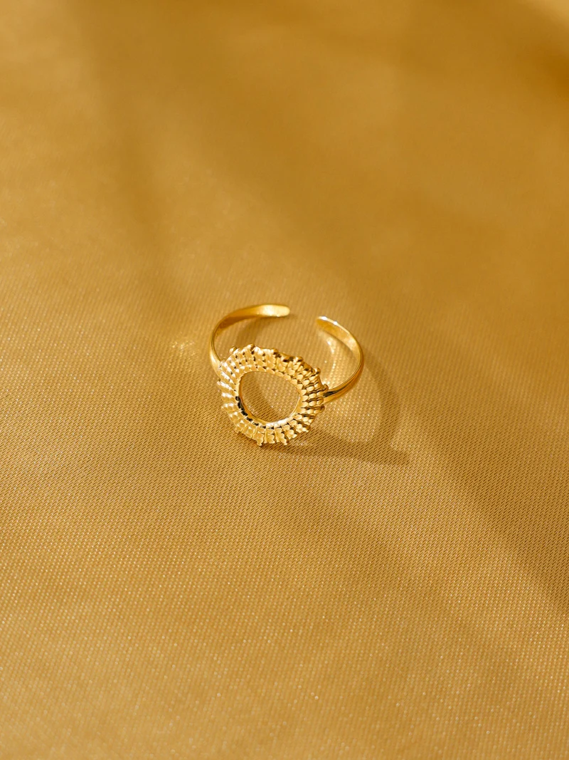 Starburst Band Ring