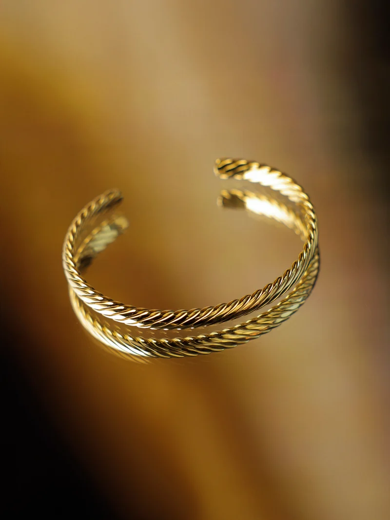 Gentle Swirl Armcuff