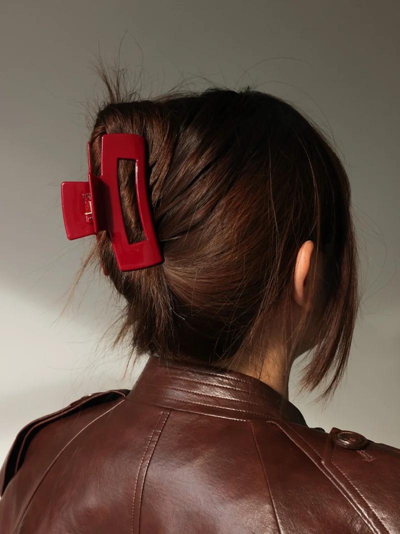 Modern Style Haarklammer Dark Red
