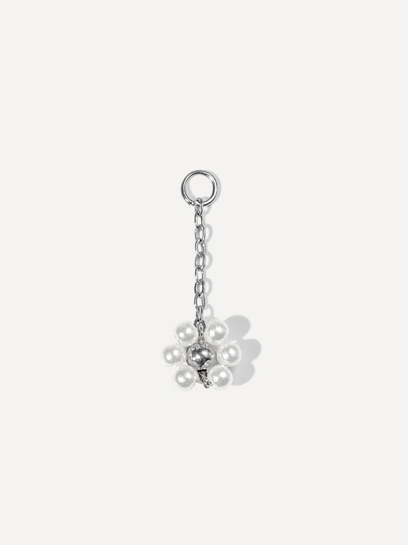 22x9,3mm Blossom Moment White Ohrring-Charm