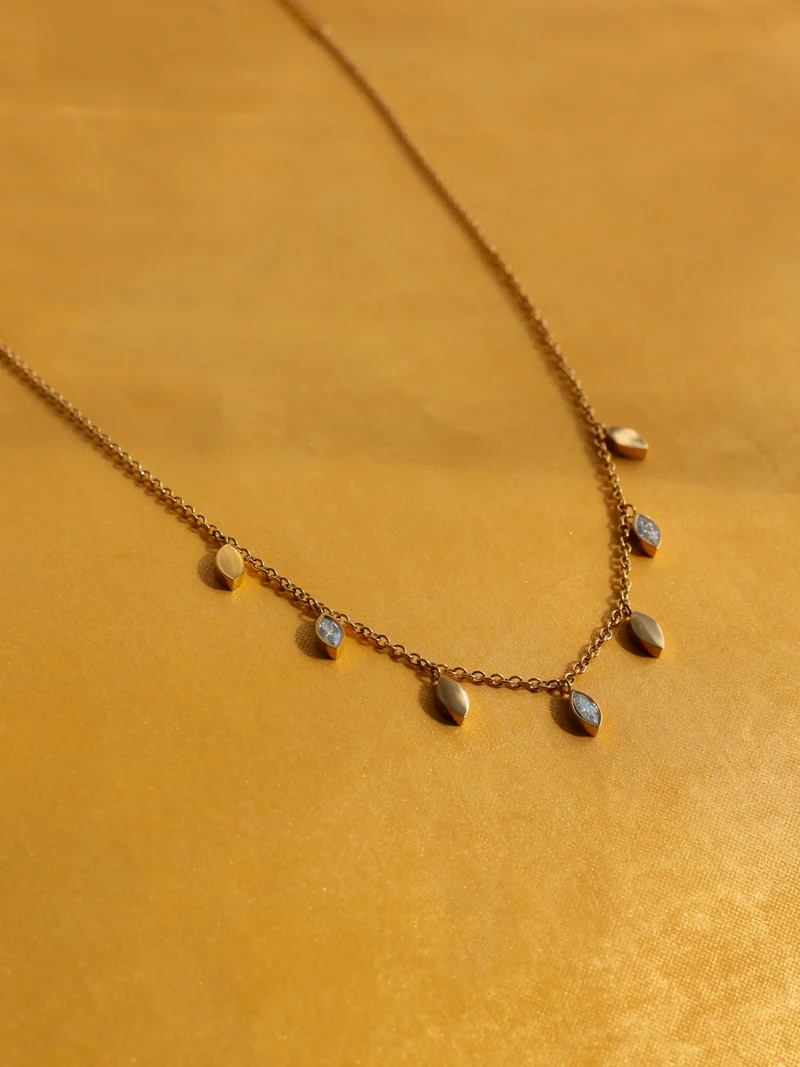 Leafy Cascade Kette