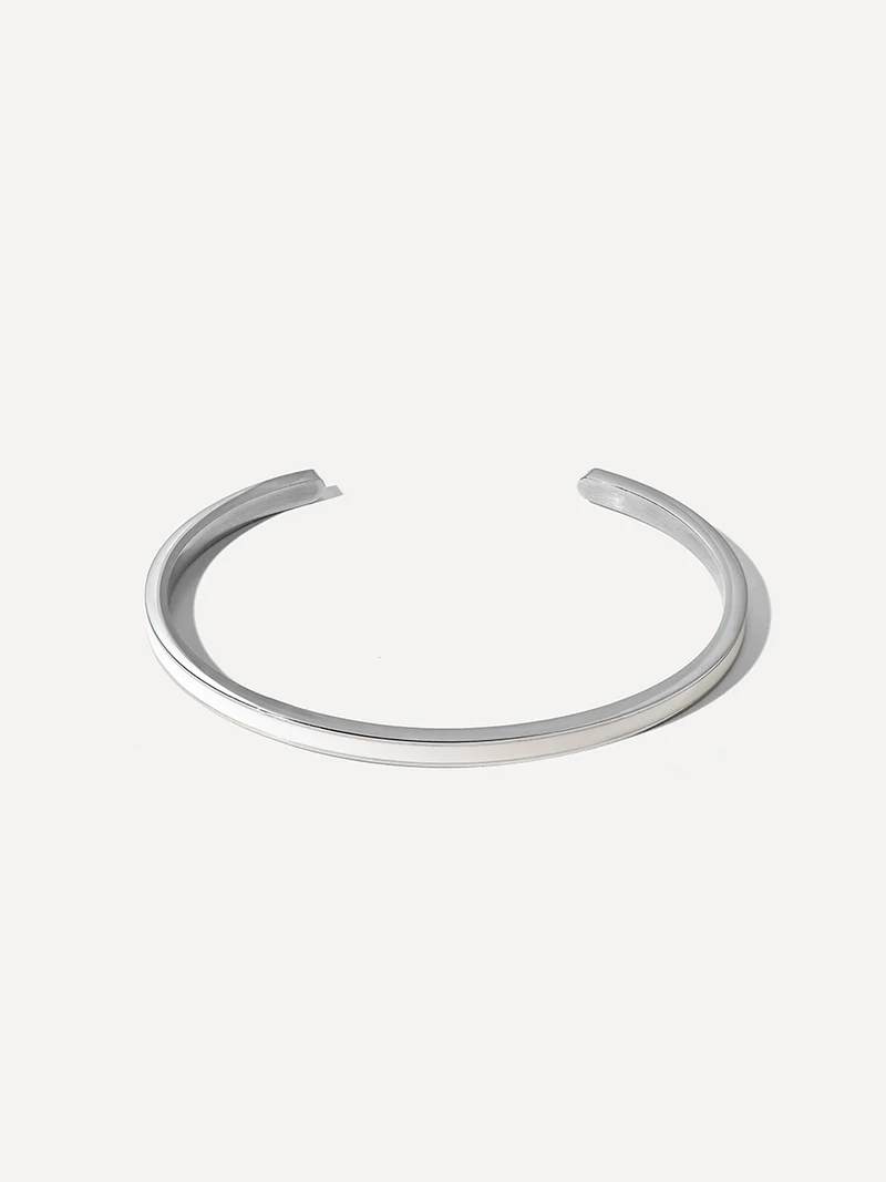 Gleaming Line Armcuff