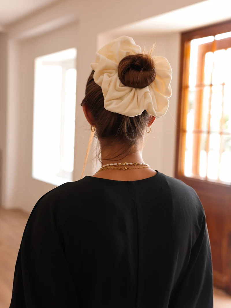 Velvet Dream Off-white Scrunchie