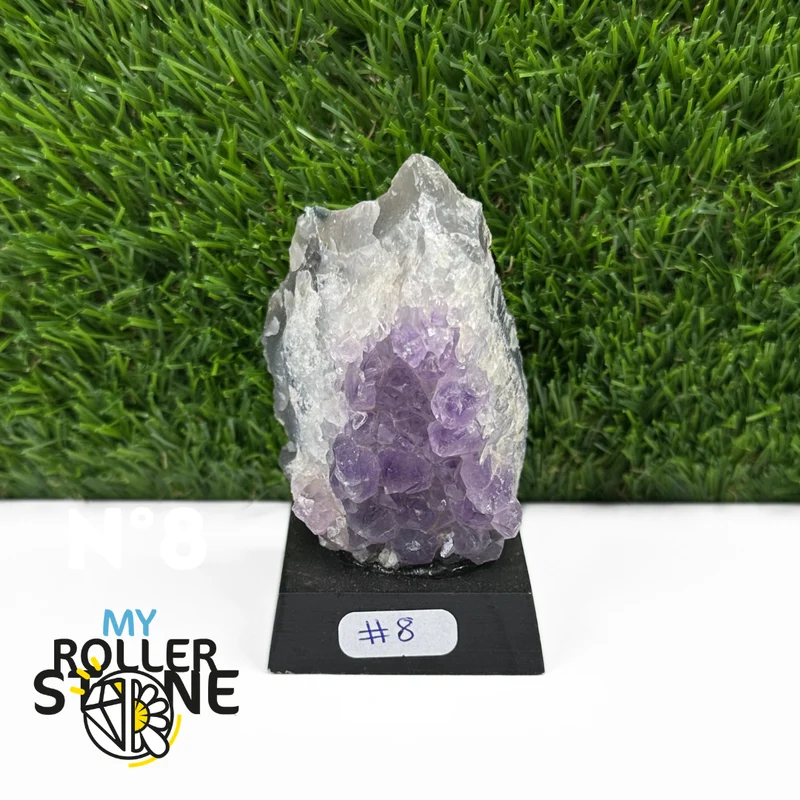 Amethyst auf Sockel
