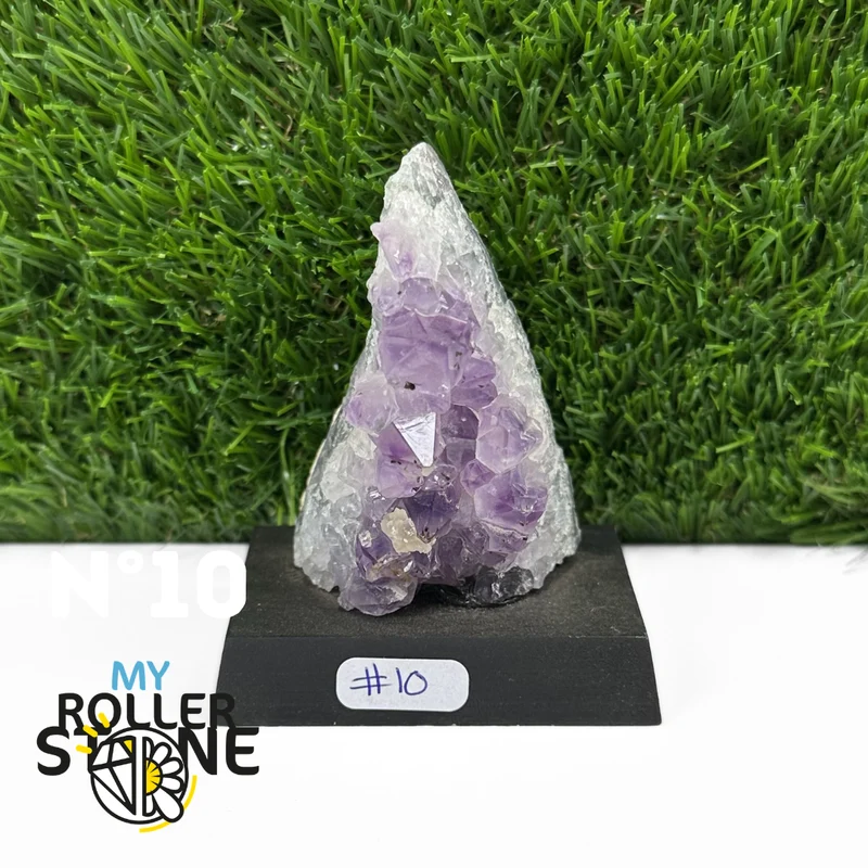 Amethyst auf Sockel