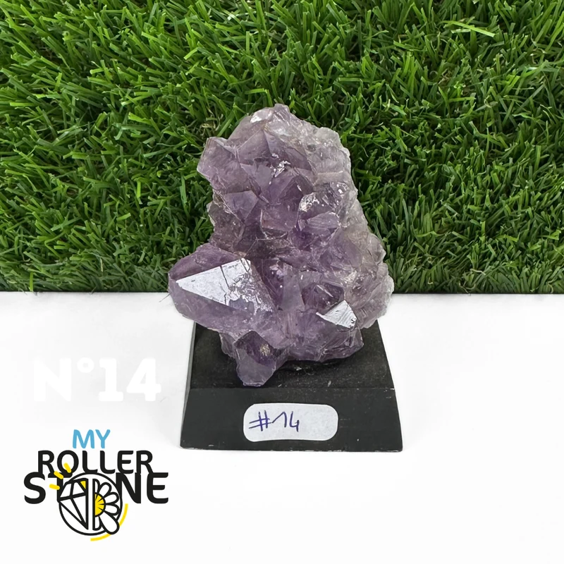 Amethyst auf Sockel