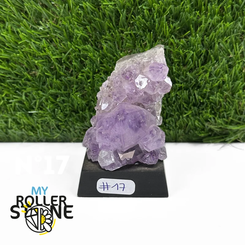Amethyst auf Sockel