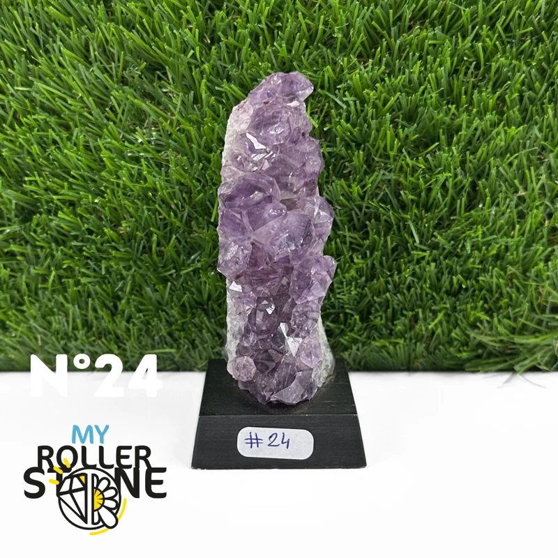 Amethyst auf Sockel
