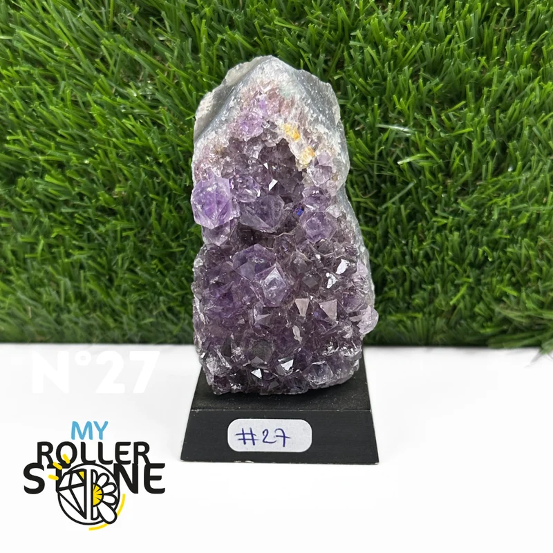 Amethyst auf Sockel