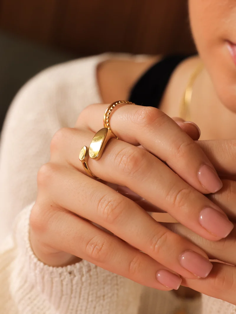 Oval Curve Ring