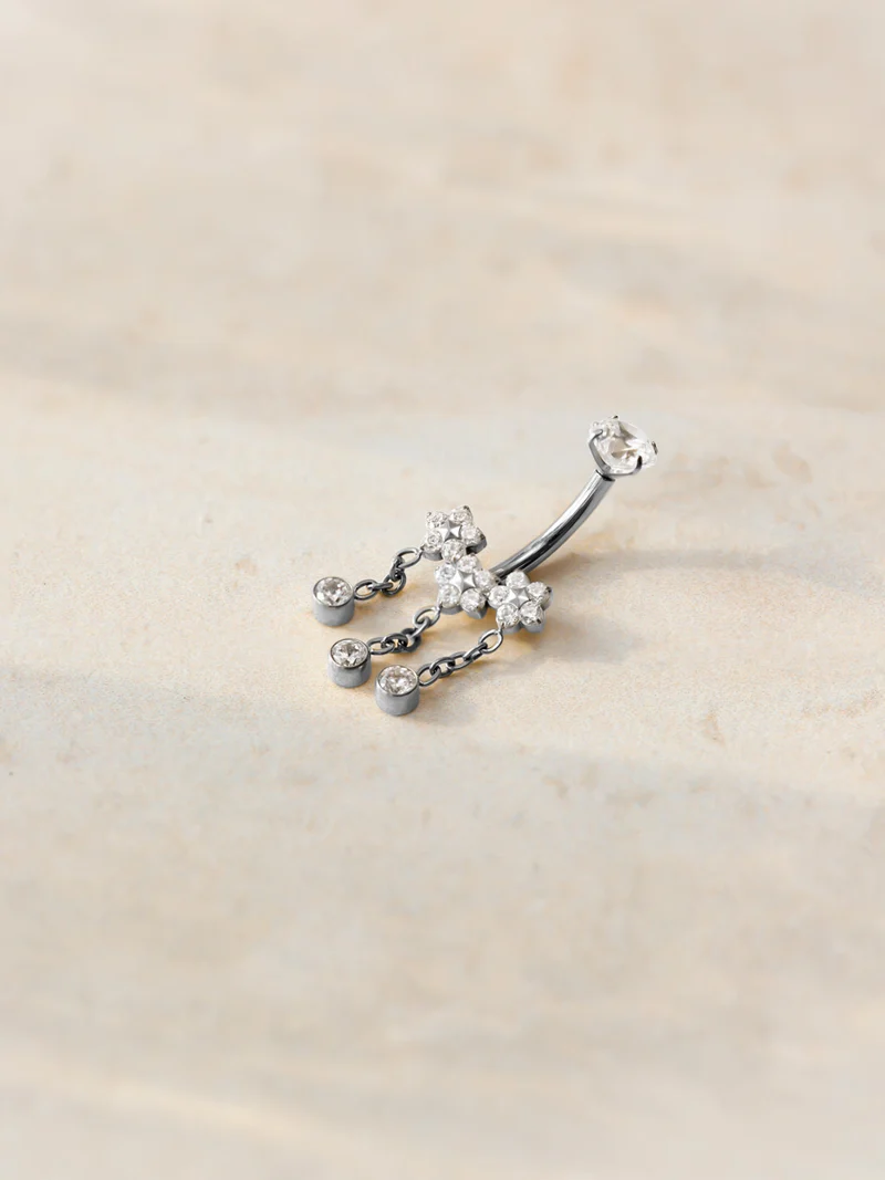 Blooming Glow Titan Bauchnabelpiercing